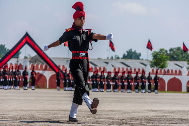 1b01c733-a34f-49cc-8381-878d4e7bd200